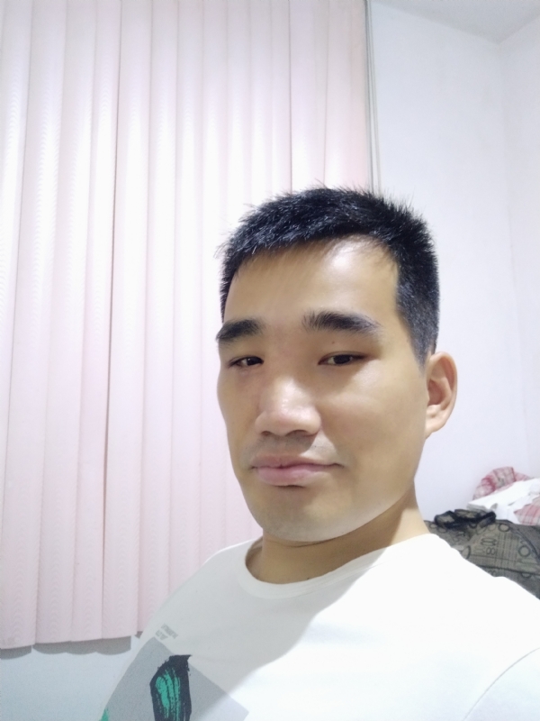 大男孩的第一张照片--莆田征婚网