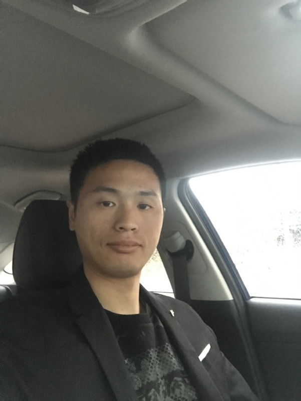 向前走的第一张照片--莆田征婚网