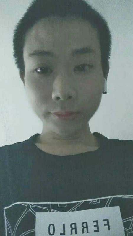 水中月的第一张照片--莆田征婚网
