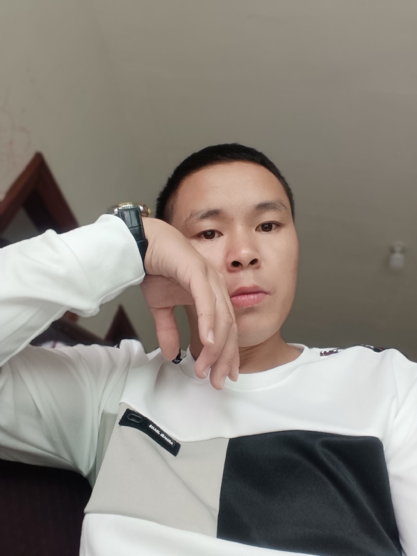 冷漠的第一张照片--莆田征婚网