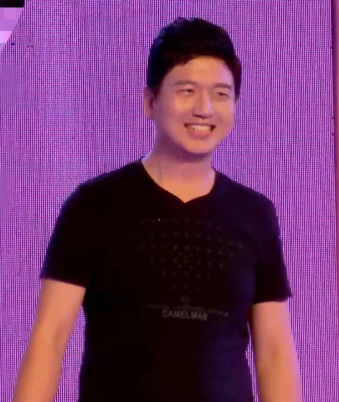 风继续吹的第一张照片--莆田征婚网