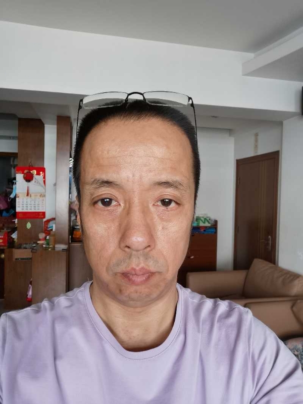 萨博的第一张照片--莆田征婚网