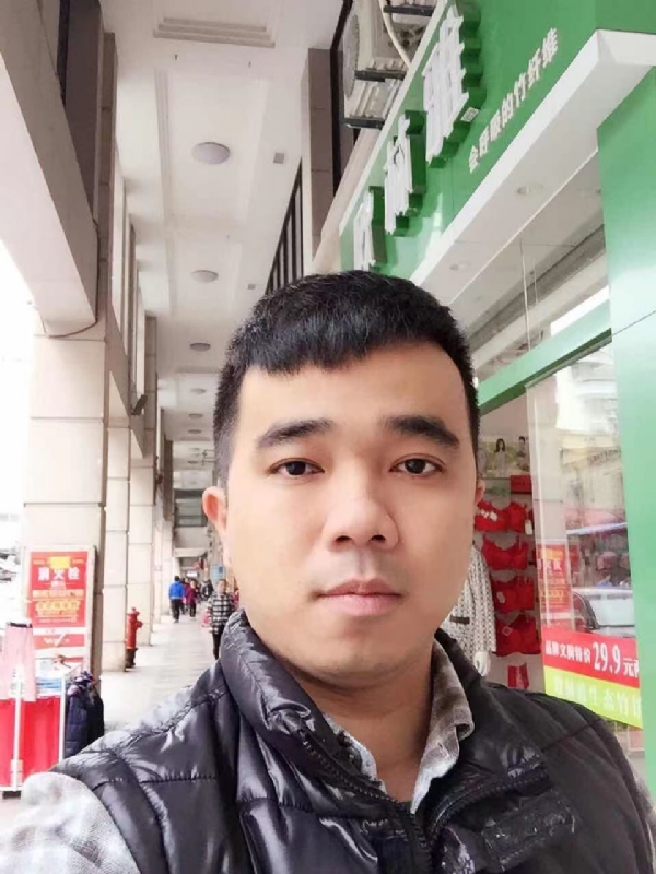 小小怪兽的第一张照片--莆田征婚网