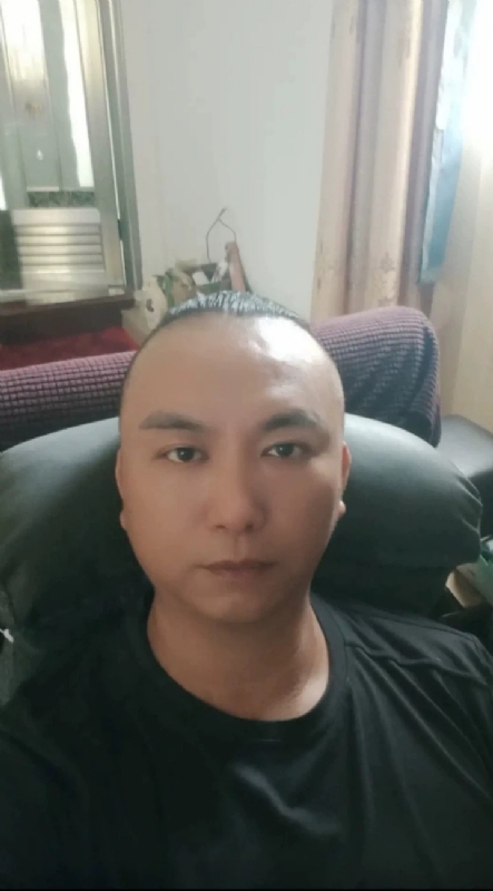 施逸森的第一张照片--莆田征婚网