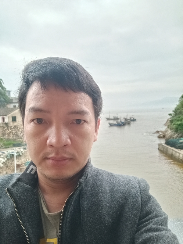 啊亮的第一张照片--莆田征婚网