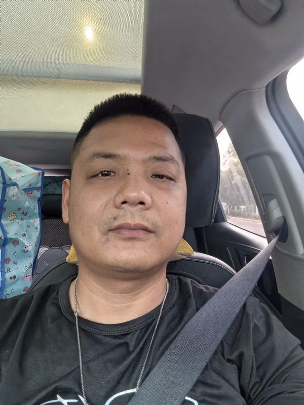 卖电池的大叔的第一张照片--莆田征婚网